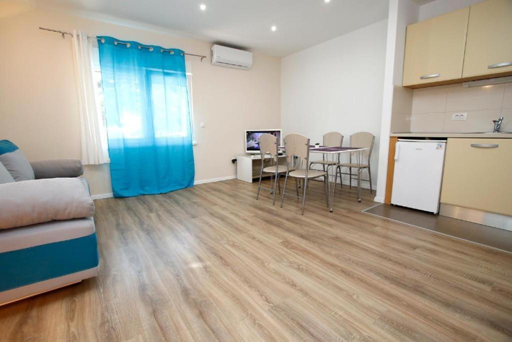 Apartmani Sea Star Makarska Eksteriør billede
