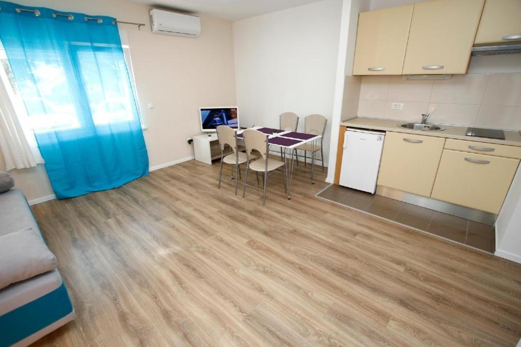 Apartmani Sea Star Makarska Eksteriør billede